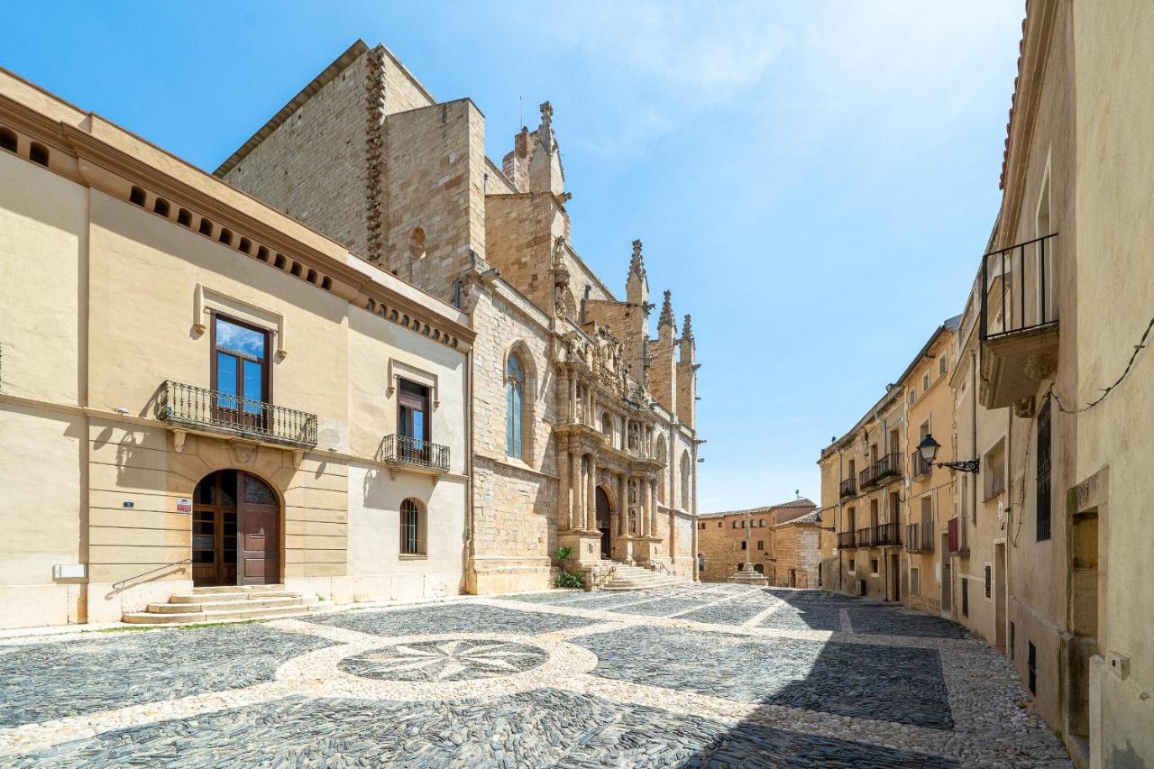 Hauzify I Vila Ducal Montblanc Exterior photo